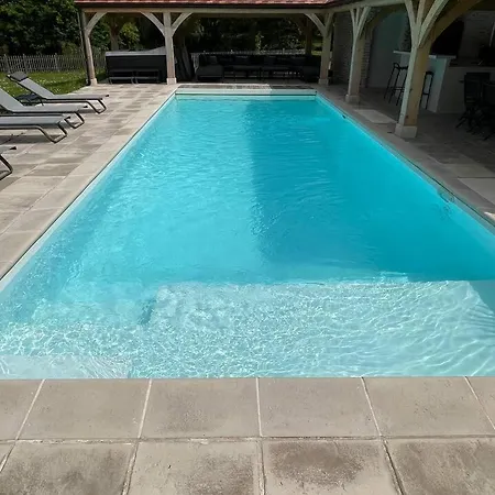 Superbe Refaite 2023 Climatisation Piscine * Bourdonné