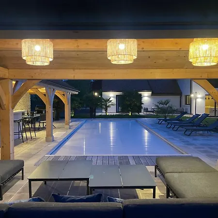 Superbe Refaite 2023 Climatisation Piscine Βίλα *
